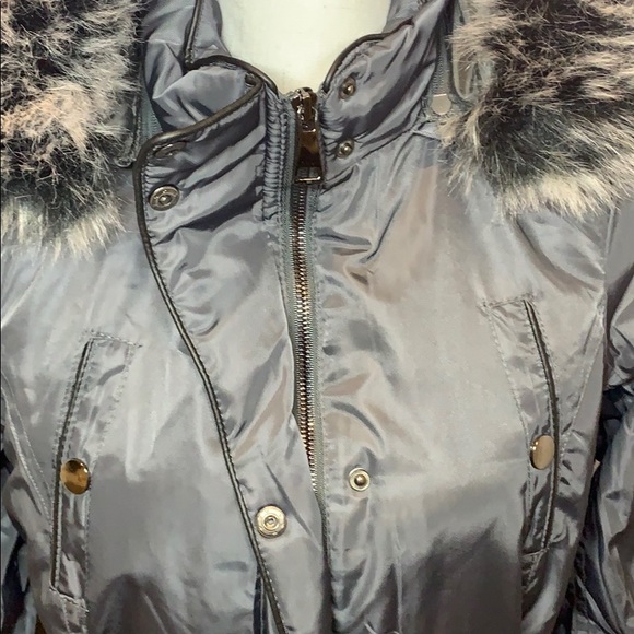 EUC YMI Fur Trim Winter Coat - Picture 7 of 10